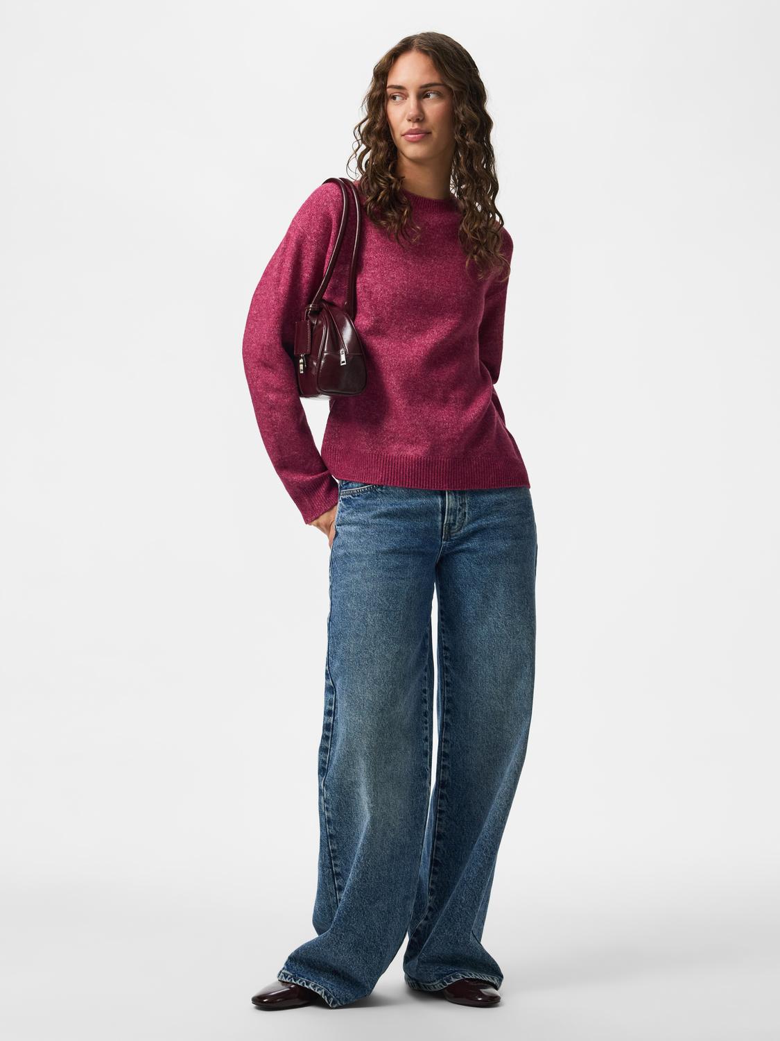 model_shot-front_full